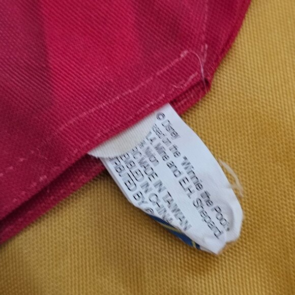 Christmas Winnie the Pooh with Candy Cane Yard Flag Banner 1997 Vintage Holiday - Picture 5 of 10